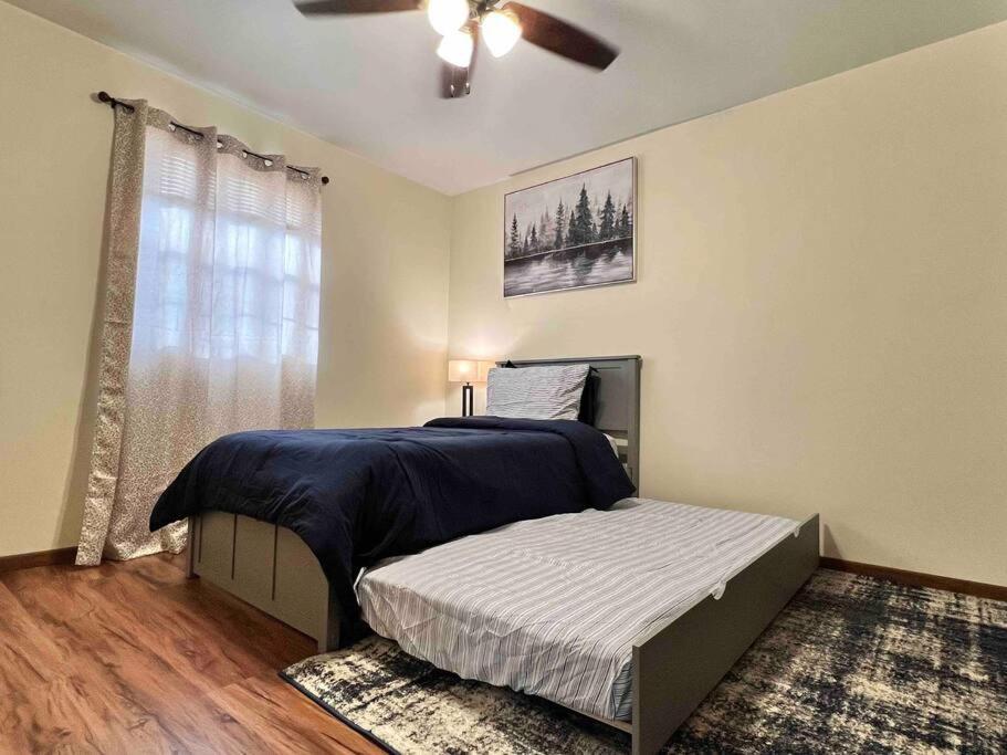 Beautiful 2Br Apartment. Black-Out Curtains Peoria Buitenkant foto